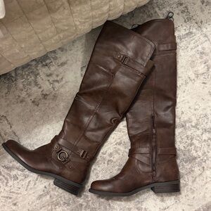 Guess Knee-High Brown Leather Boots